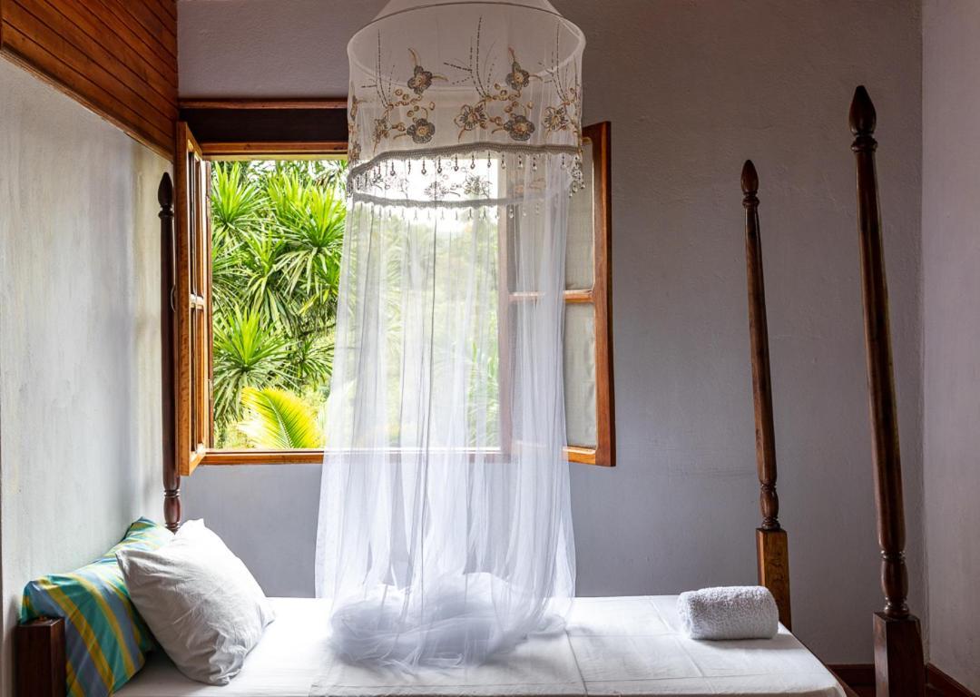 Hôtel Mionga à Santa Cruz Extérieur photo